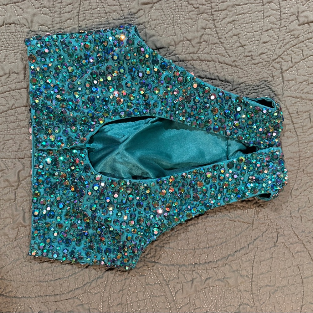 Sherri Hill Emerald Green Two Piece Dress - Picture 5 of 9